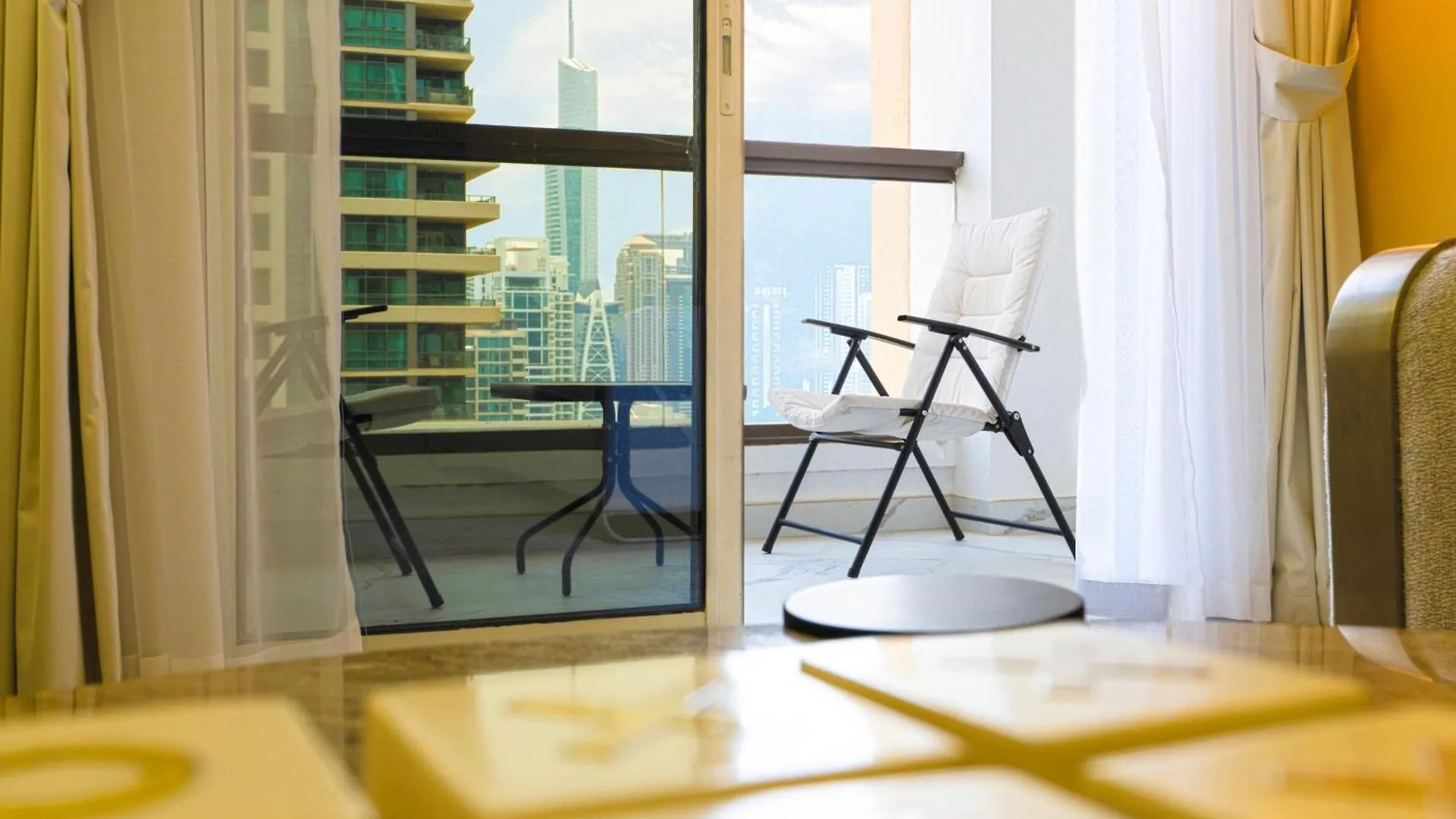 Fam Living - Stylish 1Br In Jbr, 5 Min Walk To Beach Dubai