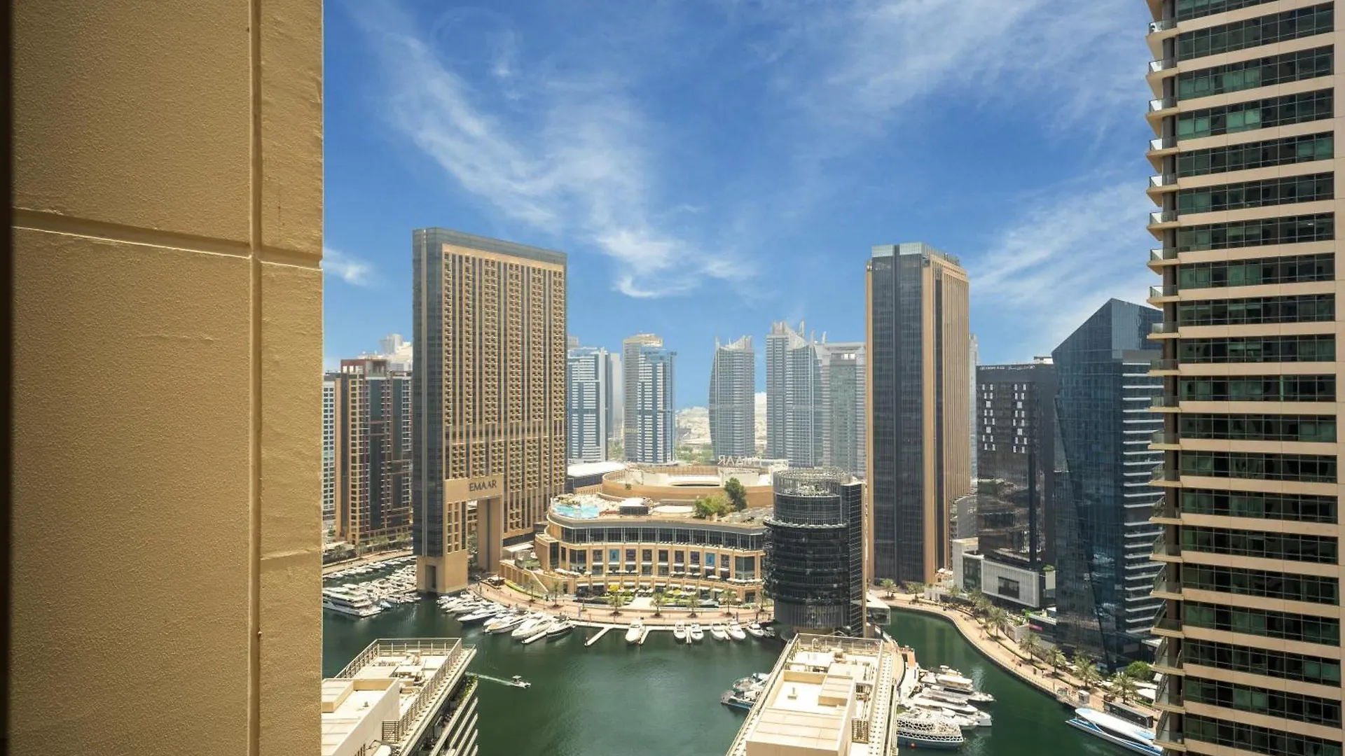 Fam Living - Stylish 1Br In Jbr, 5 Min Walk To Beach Dubai 0*,  Verenigde Arabische Emiraten