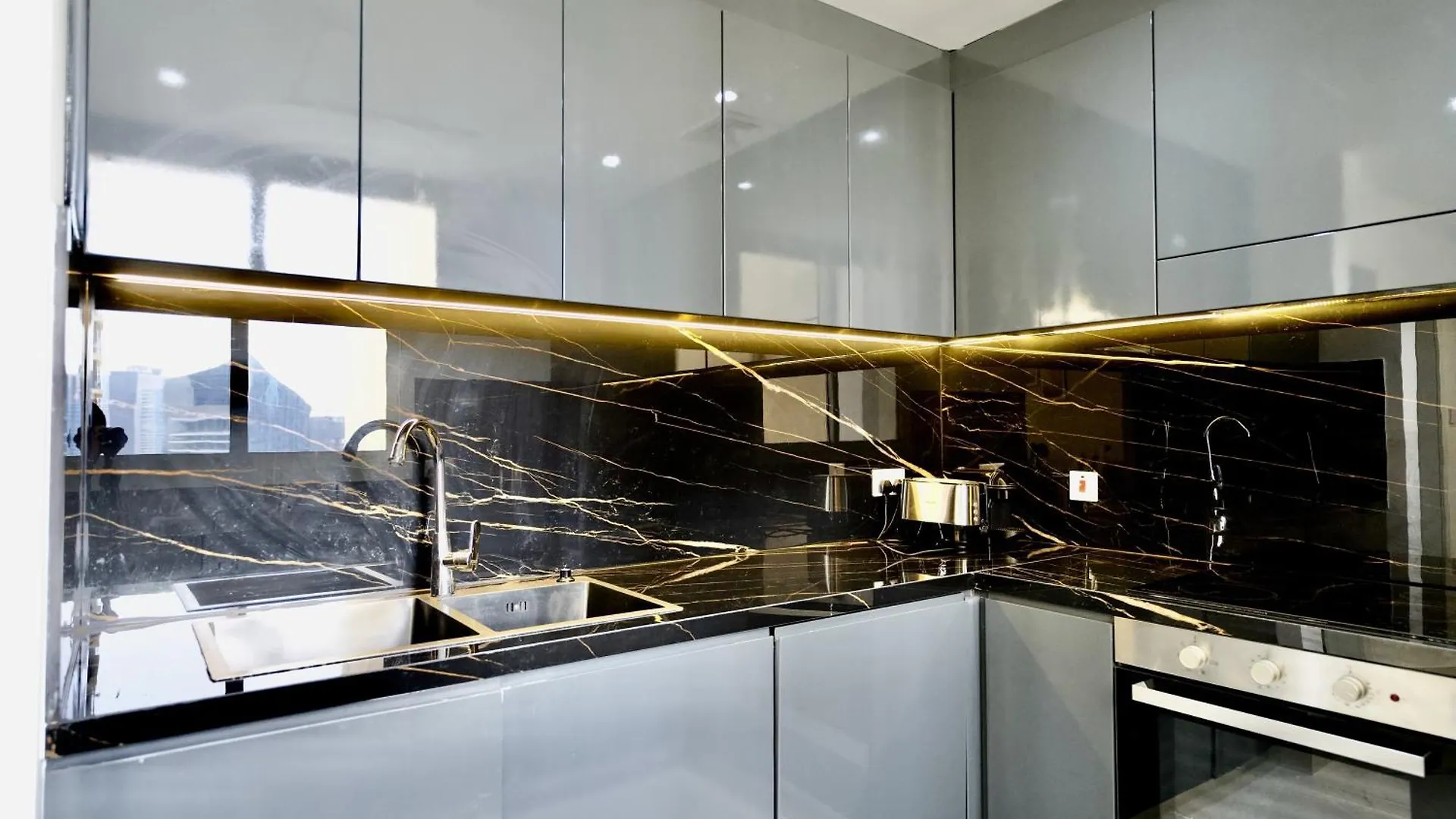 Fam Living - Stylish 1Br In Jbr, 5 Min Walk To Beach Dubai 0*,